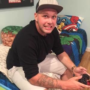 Meet your Posher, Garrett